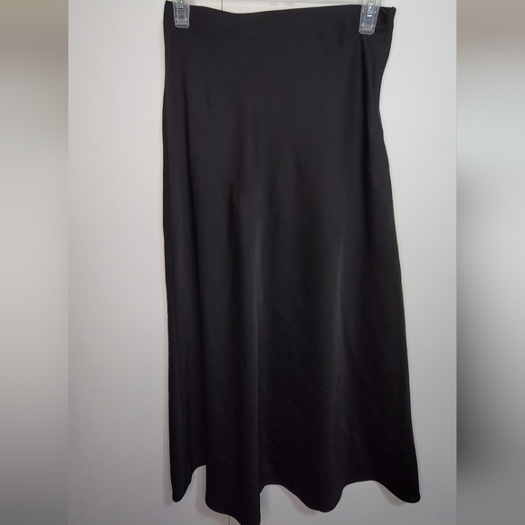 Forever 21 Black Silk Midi Skirt - Picture 1 of 2